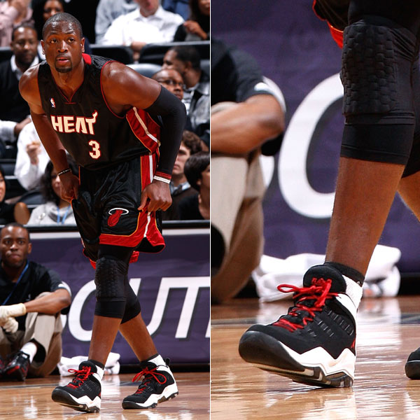 体总：占旭刚任举重摔跤柔道中心主任，王励勤任乒羽中心副主任（体育总局任命：占旭刚出任举摔柔中心主任，王励勤任乒羽中心副主任）