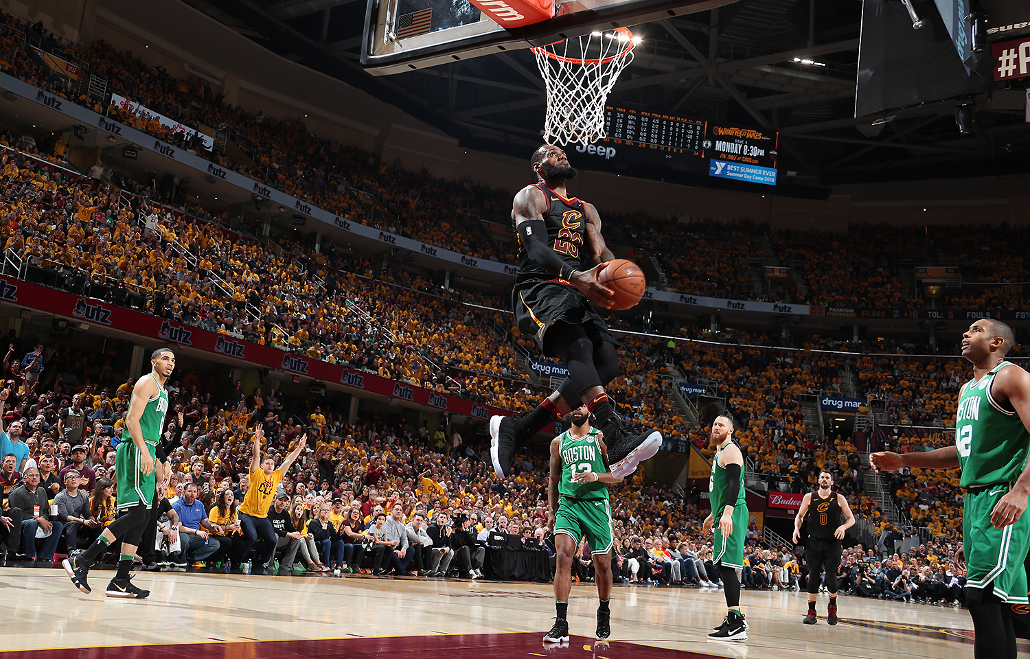 北马其顿新一期大名单：埃尔马斯领衔，英博外援阿利米在列（北马其顿公布新一期国家队名单：埃尔马斯压阵，英博外援阿利米入选）