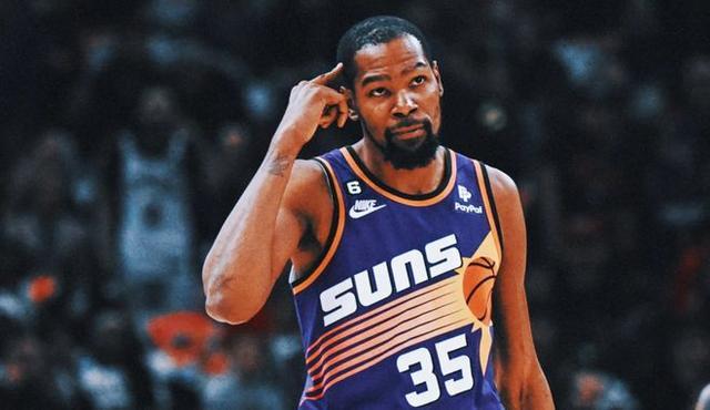 克罗斯：居莱尔和我不是同类型球员，我相信他能在皇马待很久（克罗斯：我与居莱尔球风各异，但看好他在皇马长期立足）